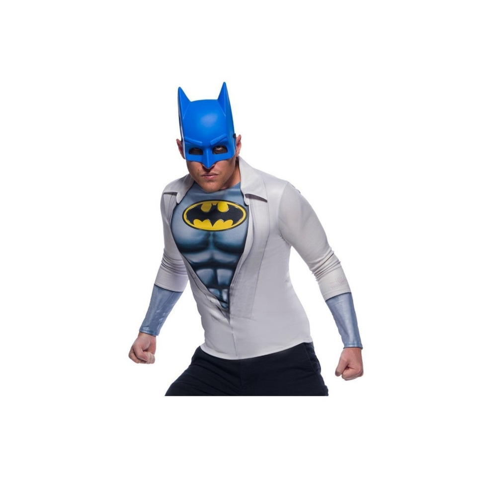 New with Tags! Men's Batman Photo-Realistic Costume!